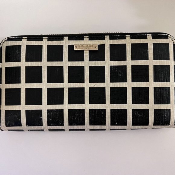 kate spade Handbags - Kate Spade Wallet